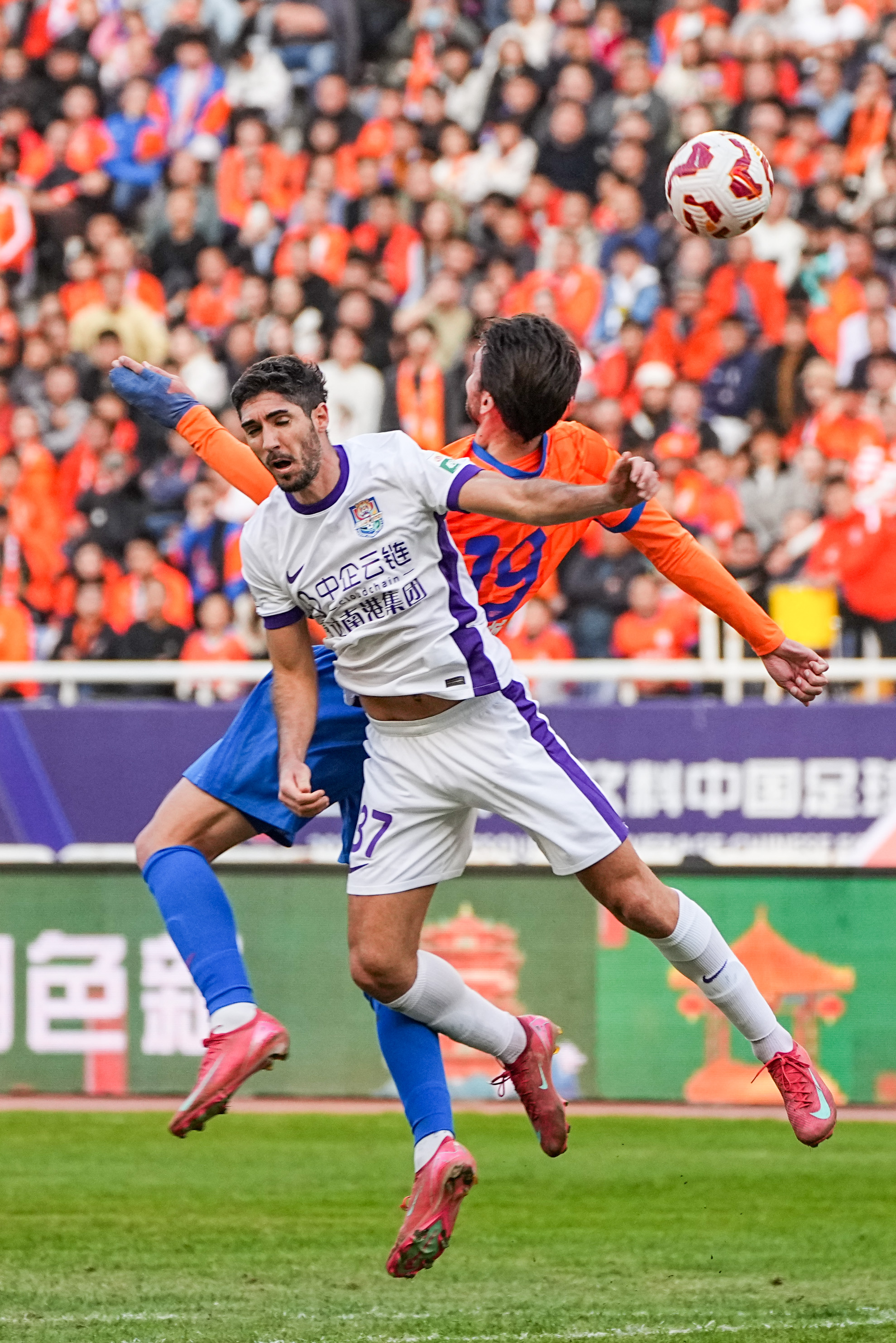 曼谷泰山客场战平对手，中超联赛前途浑沌不明的简单介绍