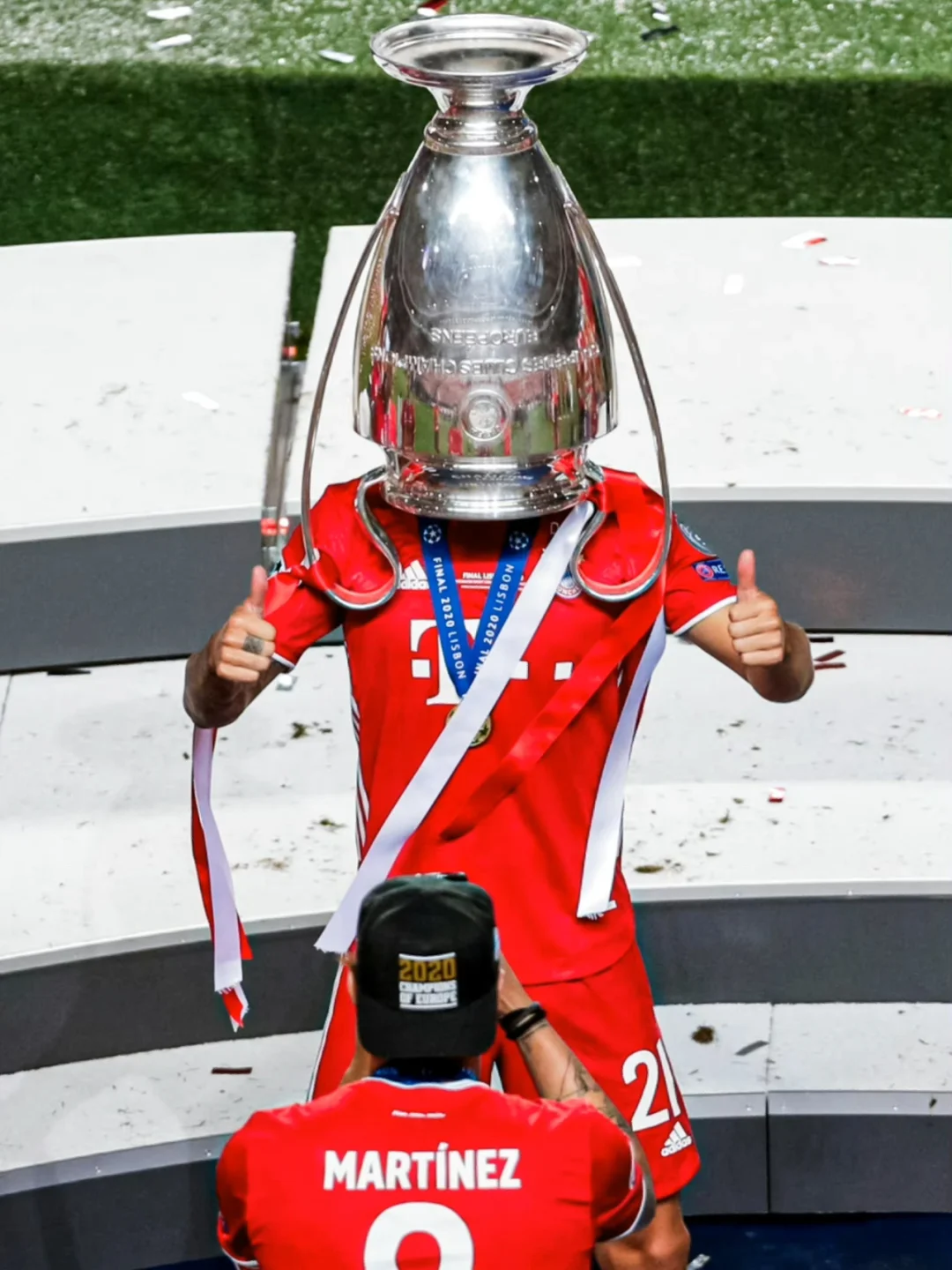 拜仁慕尼黑队员备战关键欧冠比赛