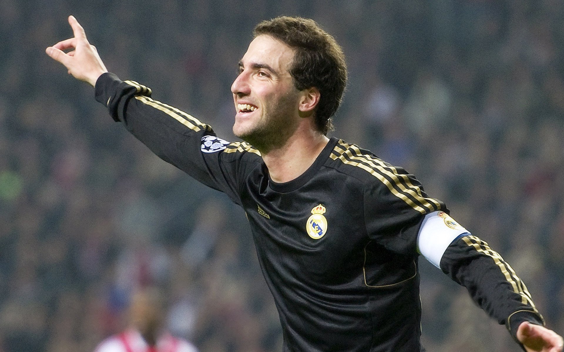 快船狂胜尼克斯，拉梅洛·鲍尔如何成为关键先生