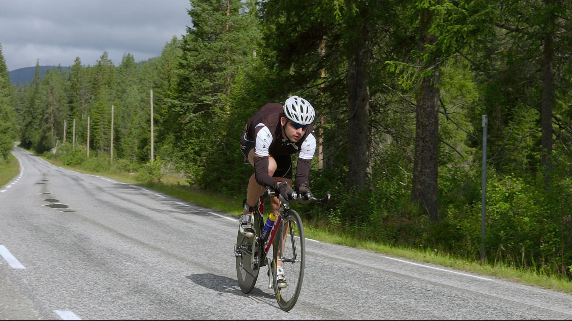 乌拉圭制霸尼斯，格纳布里持续制造杀伤，南美风暴席卷欧洲