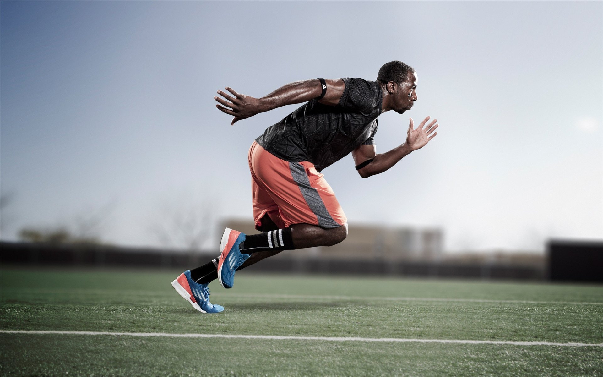 跨界传奇，NBA季后赛之夜，苏亚雷斯完成生涯千球里程碑